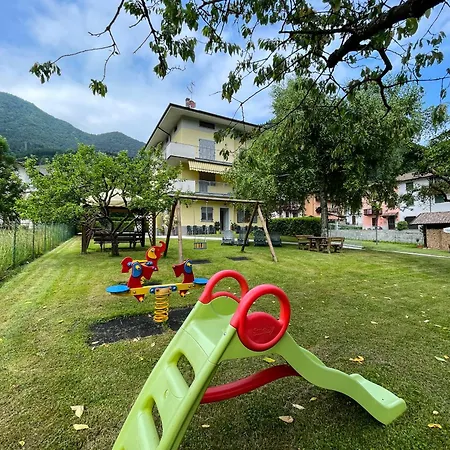 Perla Hotel Tiarno di Sotto